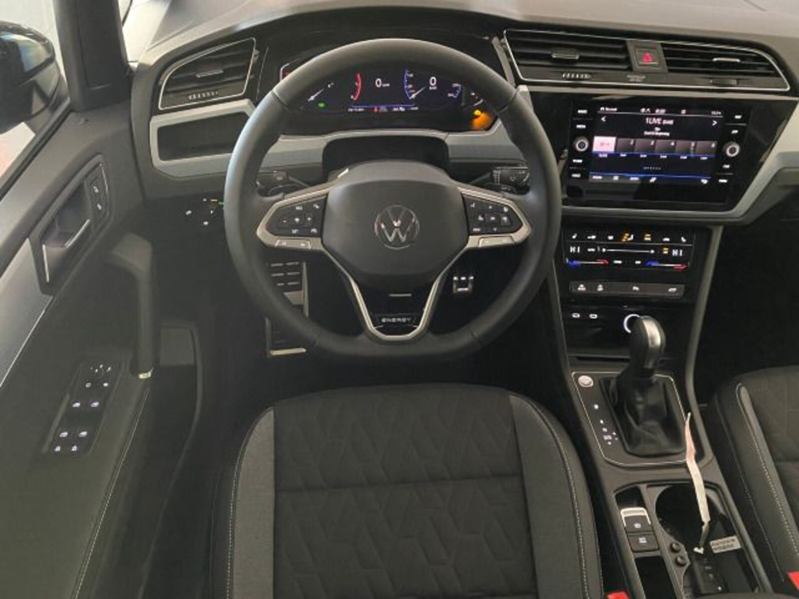Volkswagen Touran – Bild 7