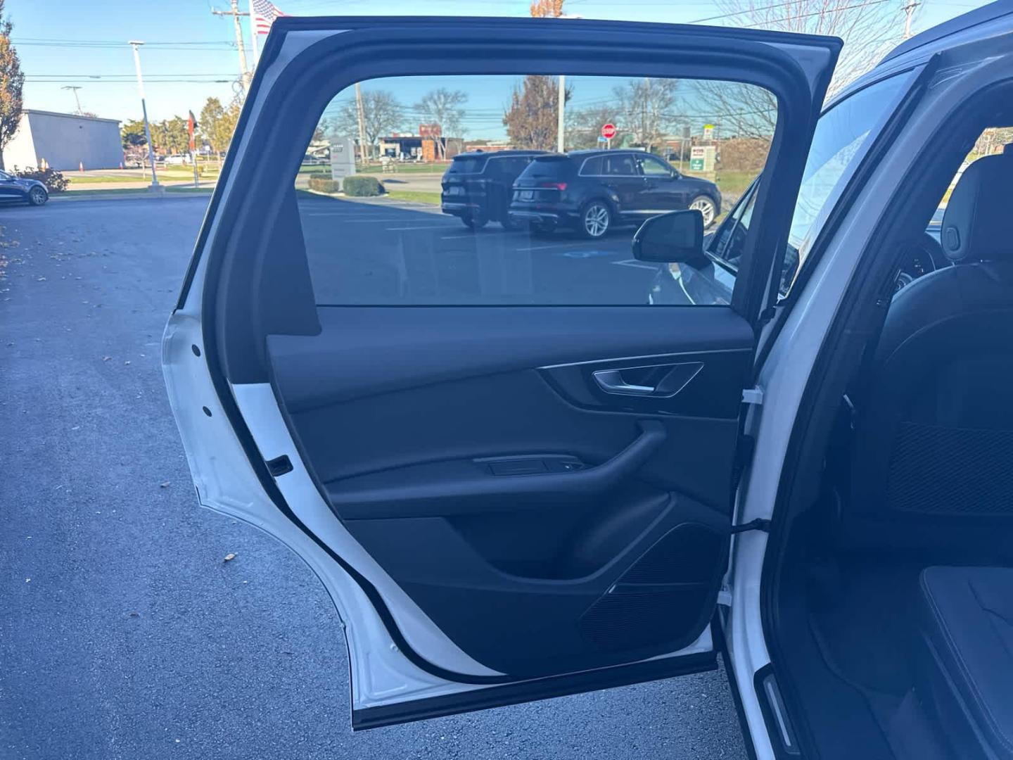 2026 Audi Q7 Premium - Photo 26