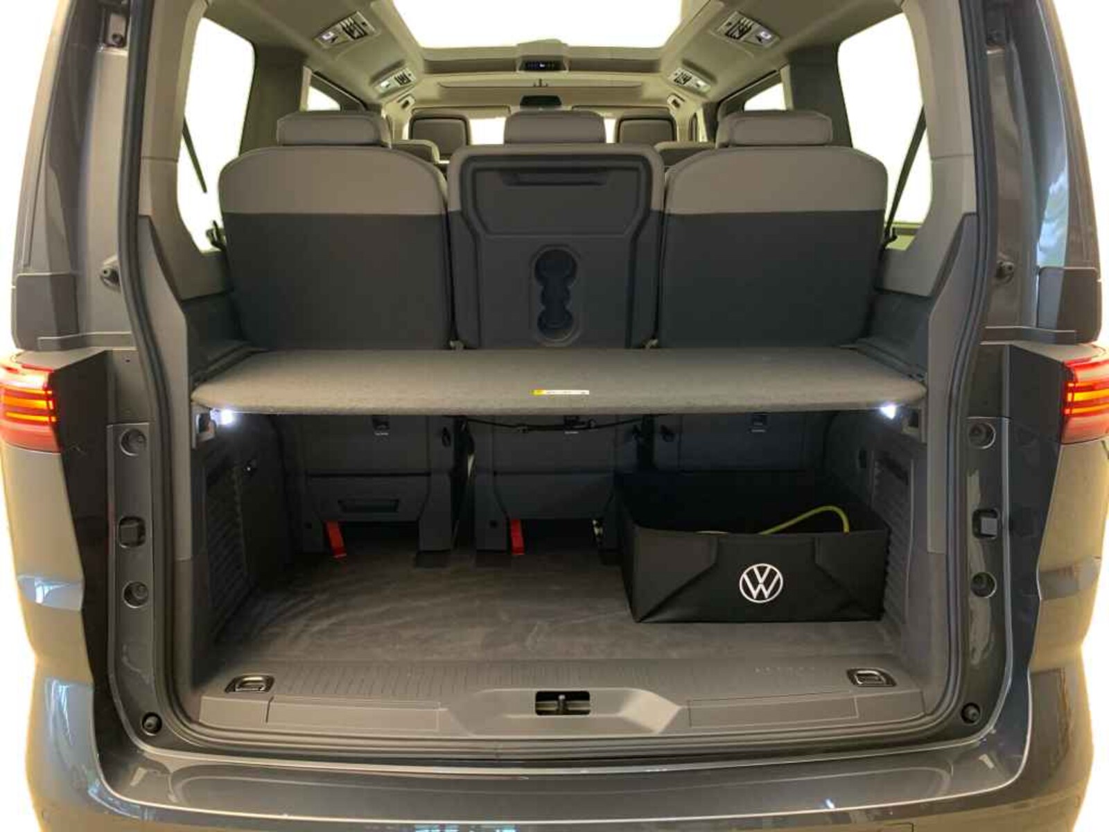 Volkswagen Multivan Langversion – Bild 8