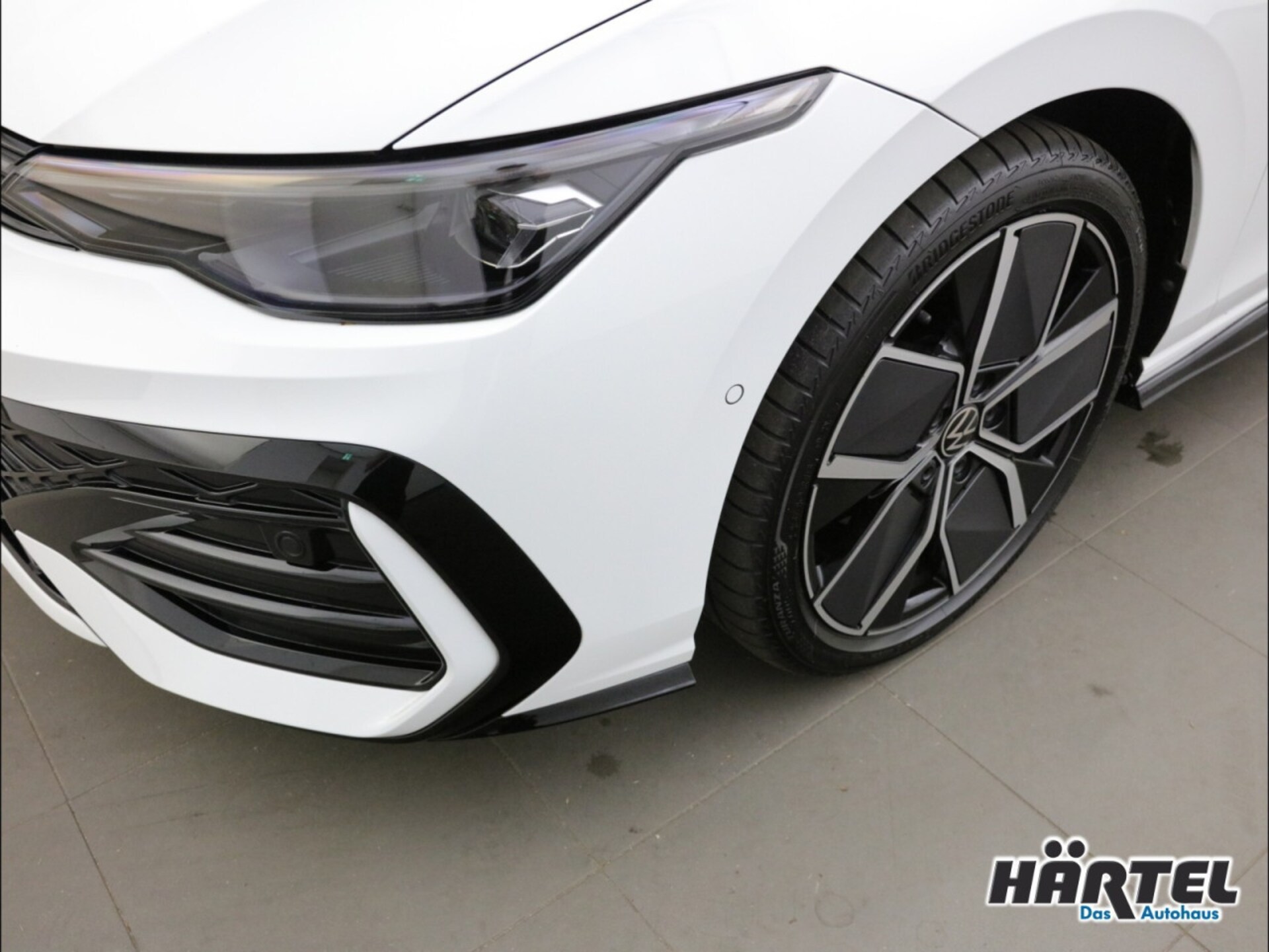 Volkswagen Golf Variant R-Line