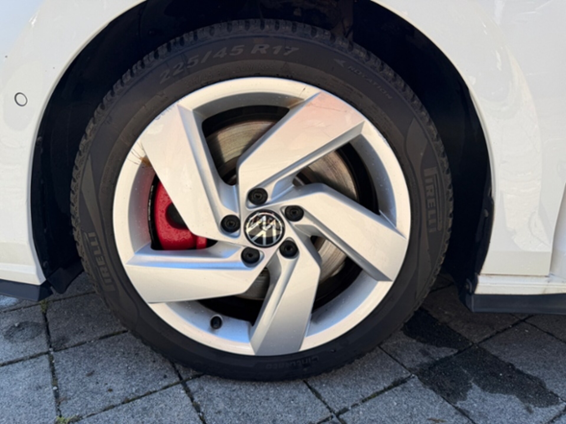 Volkswagen Golf GTI