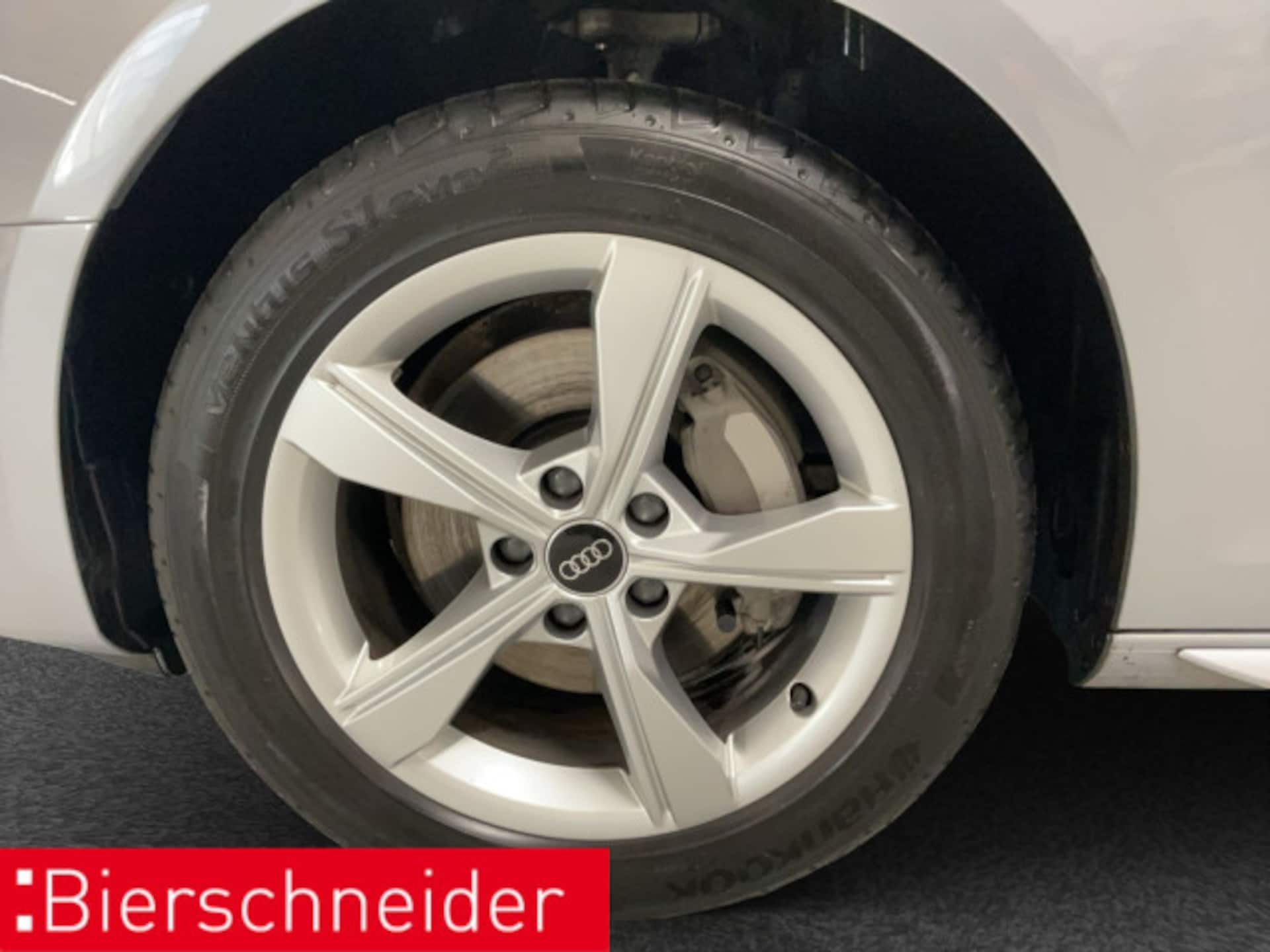 Audi A4 Avant Advanced