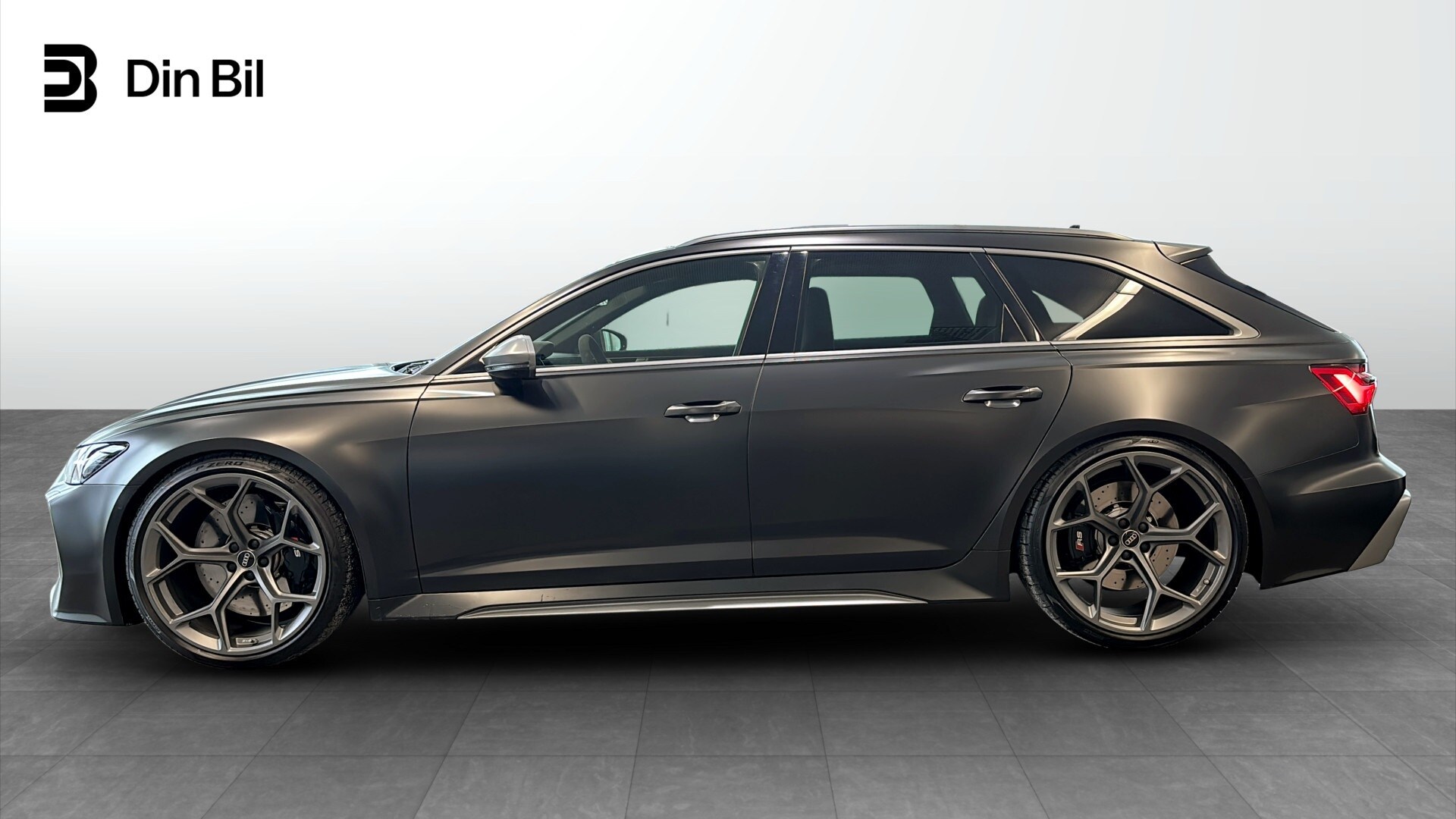 Bild som visar&nbsp;Audi RS 6 Avant&nbsp;RS 6 Avant performance 630 hk tiptronic - för mer information kontakta din Audi Partner