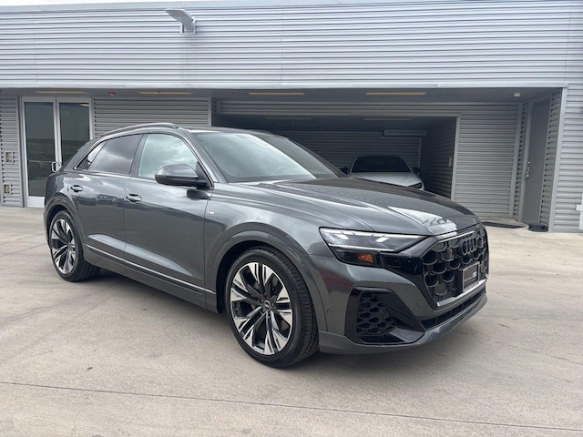 2026 Audi Q8