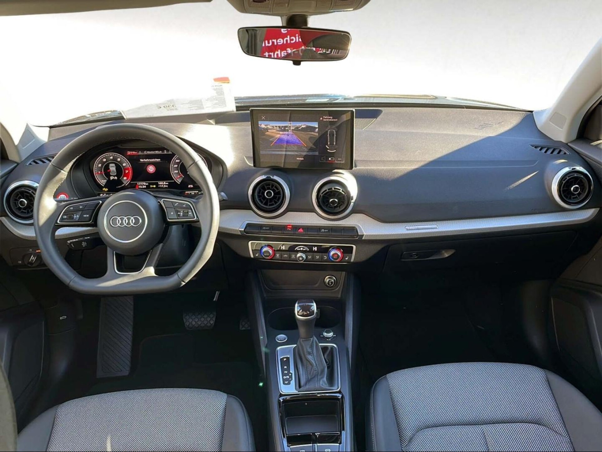 Audi Q2 S line