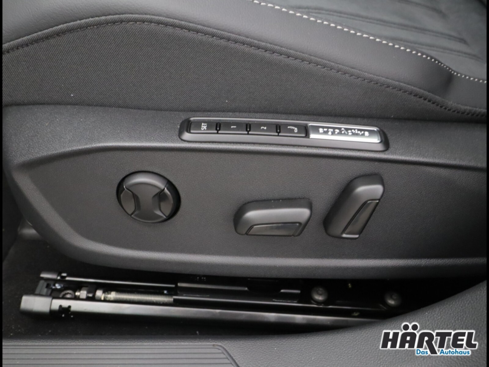 Volkswagen Golf Variant – Bild 15