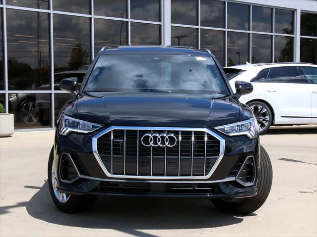 2025 AUDI Q3 - Image 6