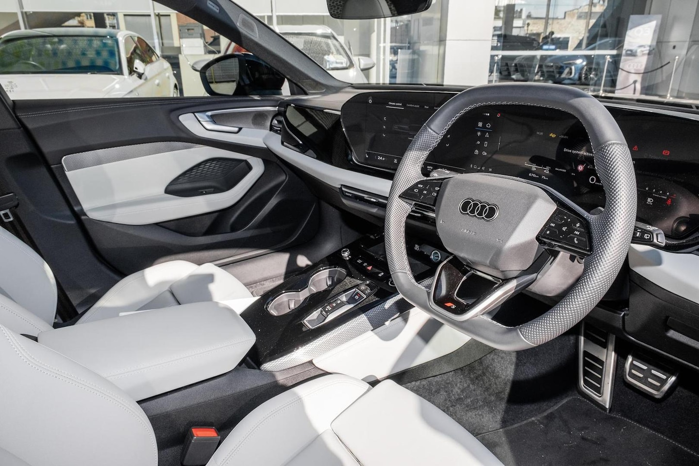Image about Audi A5 Avant TFSI e e-hybrid quattro 270 kW S tronic