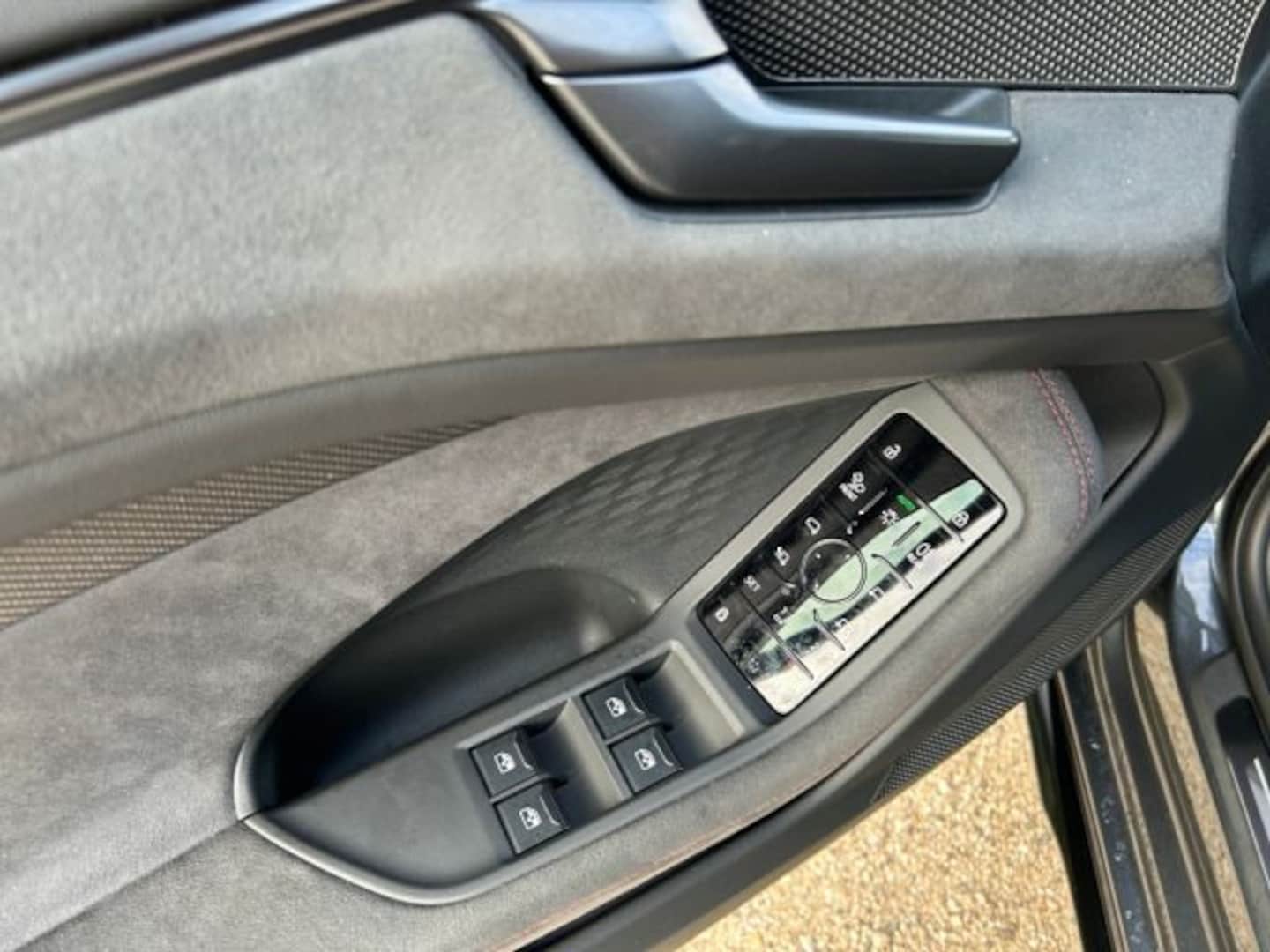 Bild über Audi A6 Avant TFSI quattro 270 kW S tronic - für weitere Informationen kontaktieren Sie den Audi Partner