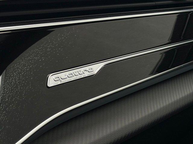 2026 Audi RS Q8 Base - Photo 30