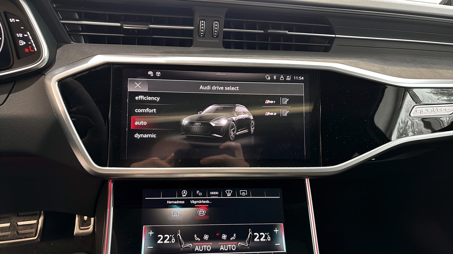 Bild som visar&nbsp;Audi RS 6 Avant&nbsp;RS 6 Avant performance 630 hk tiptronic - för mer information kontakta din Audi Partner