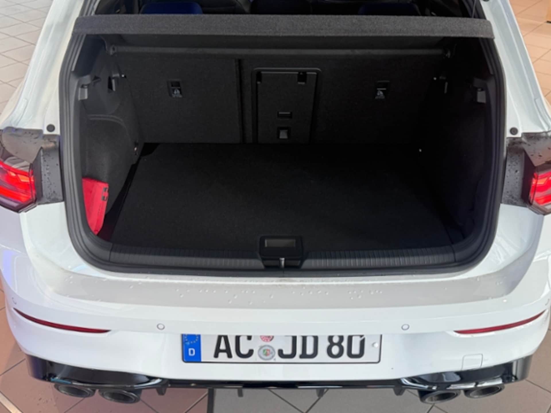 Volkswagen Golf R Black Edition