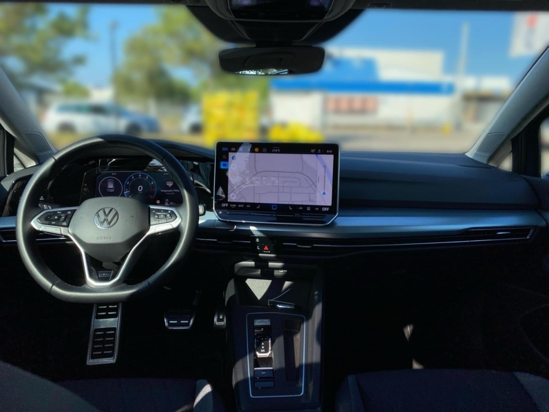 Volkswagen Golf Life