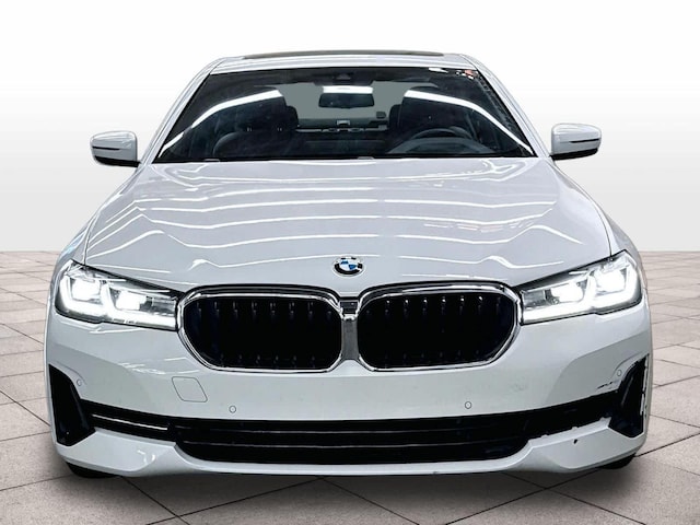 2023 BMW 530