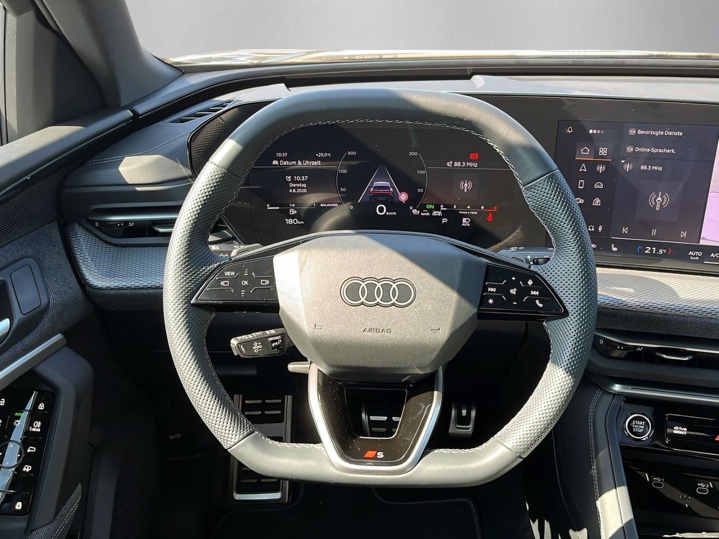 Bild über Audi Q5 Sportback TFSI 150 kW S tronic - für weitere Informationen kontaktieren Sie den Audi Partner