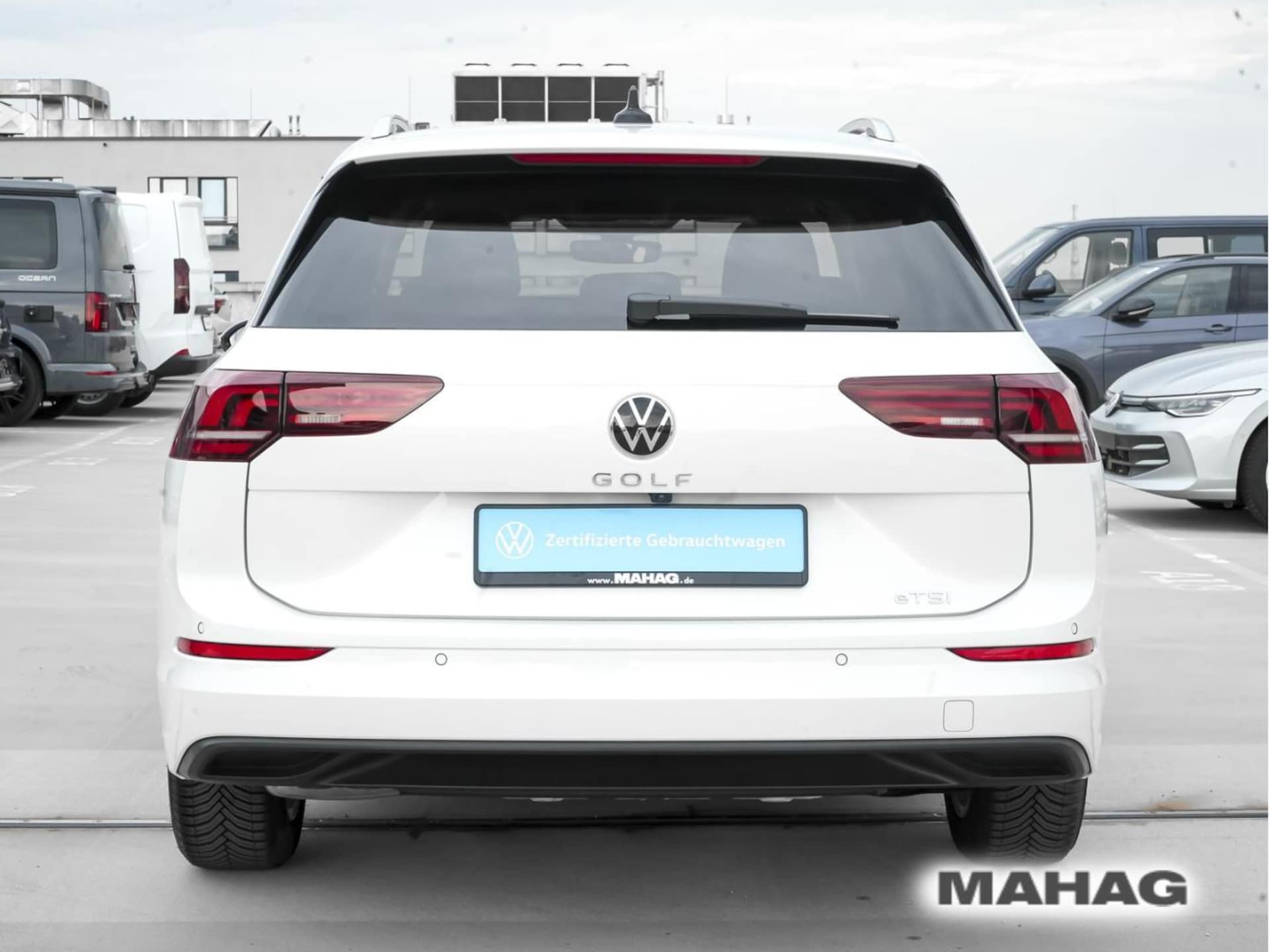 Volkswagen Golf Variant Life
