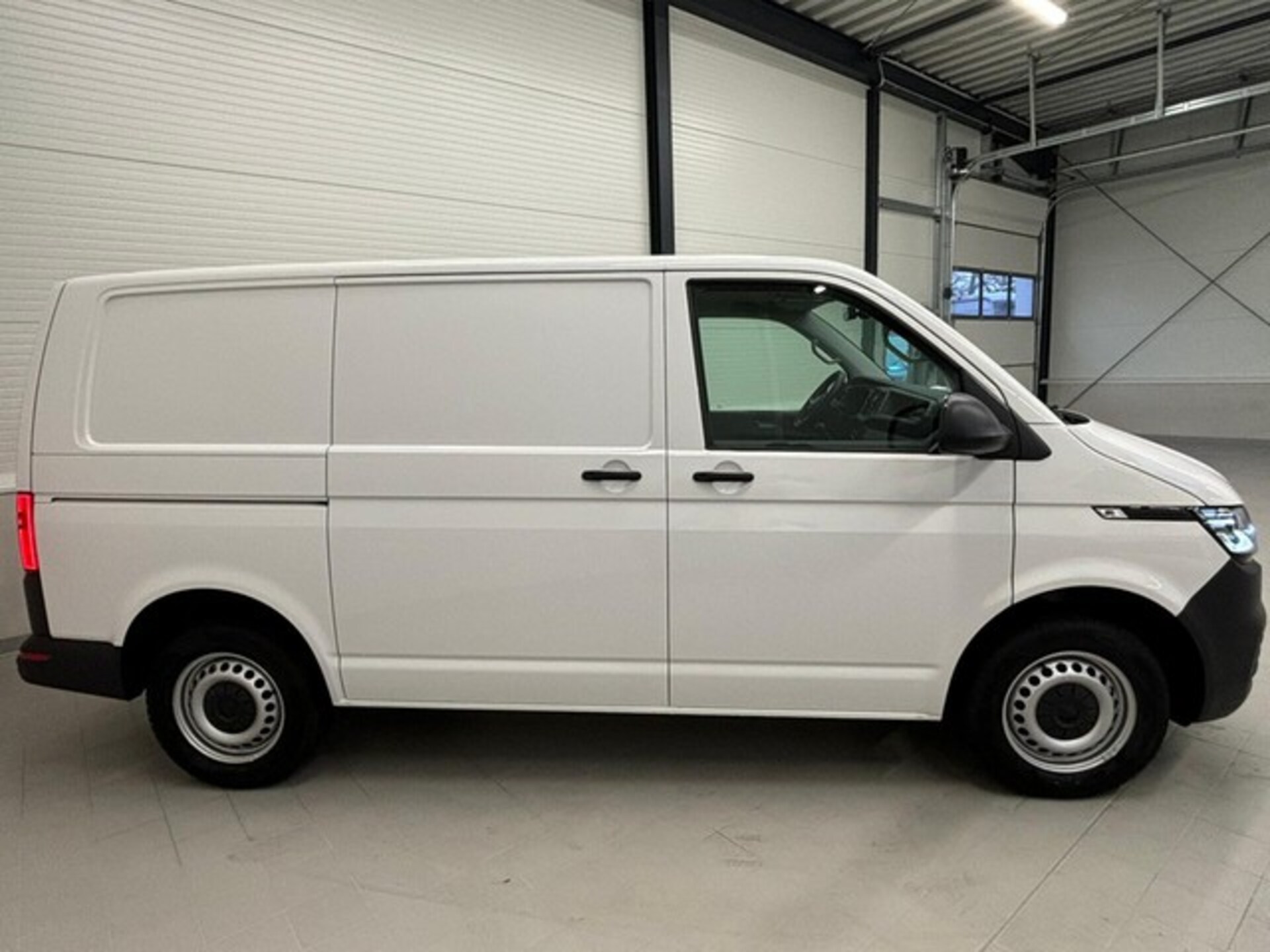 Volkswagen T6.1 Transporter Kasten kurzer Radstand