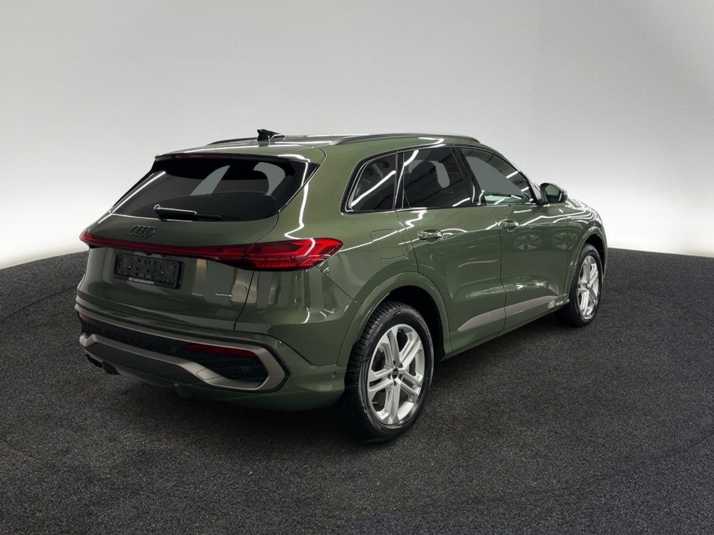 Bild über Audi Q5 SUV TDI quattro 150 kW S tronic - für weitere Informationen kontaktieren Sie den Audi Partner