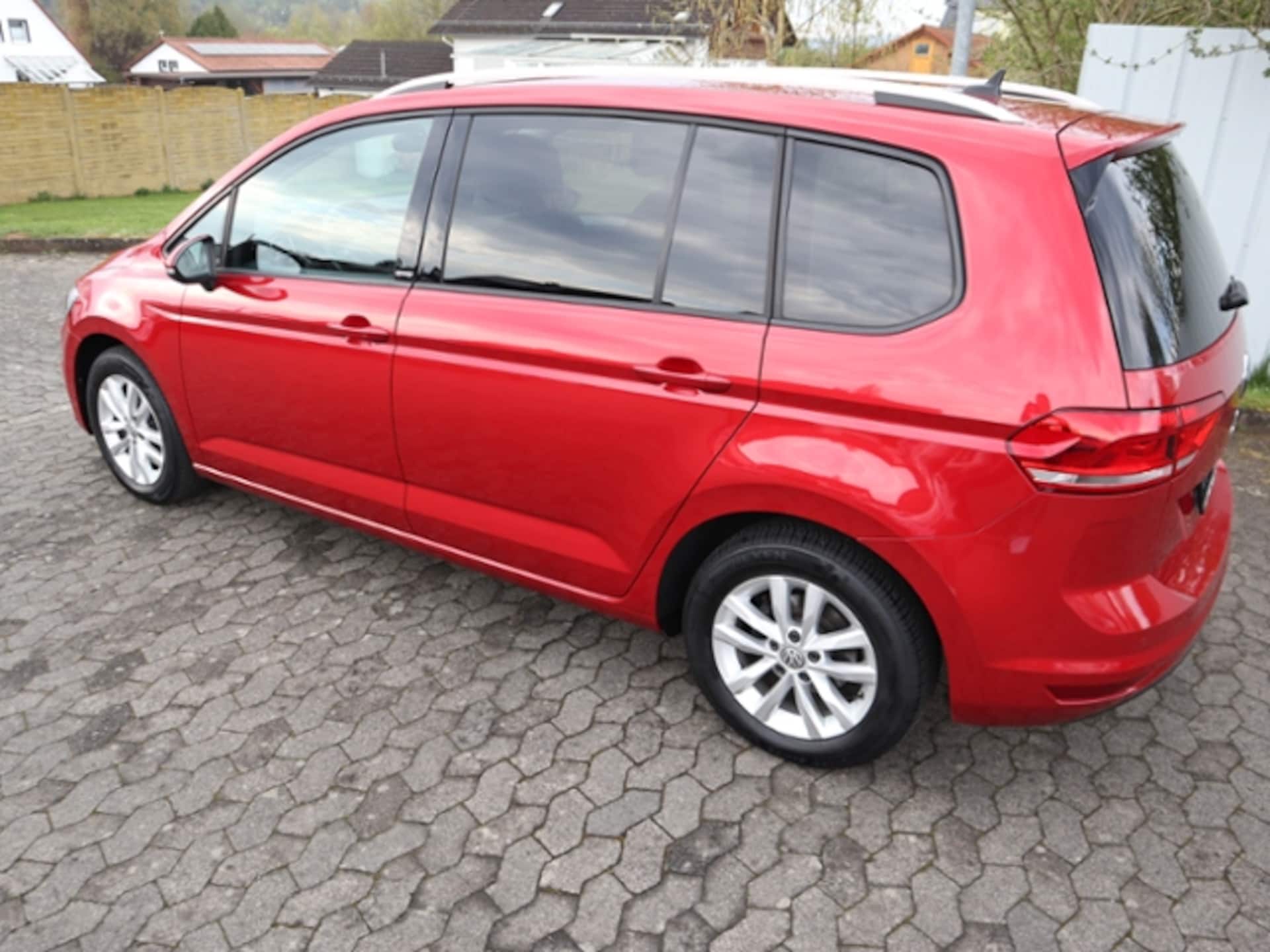 Volkswagen Touran Active