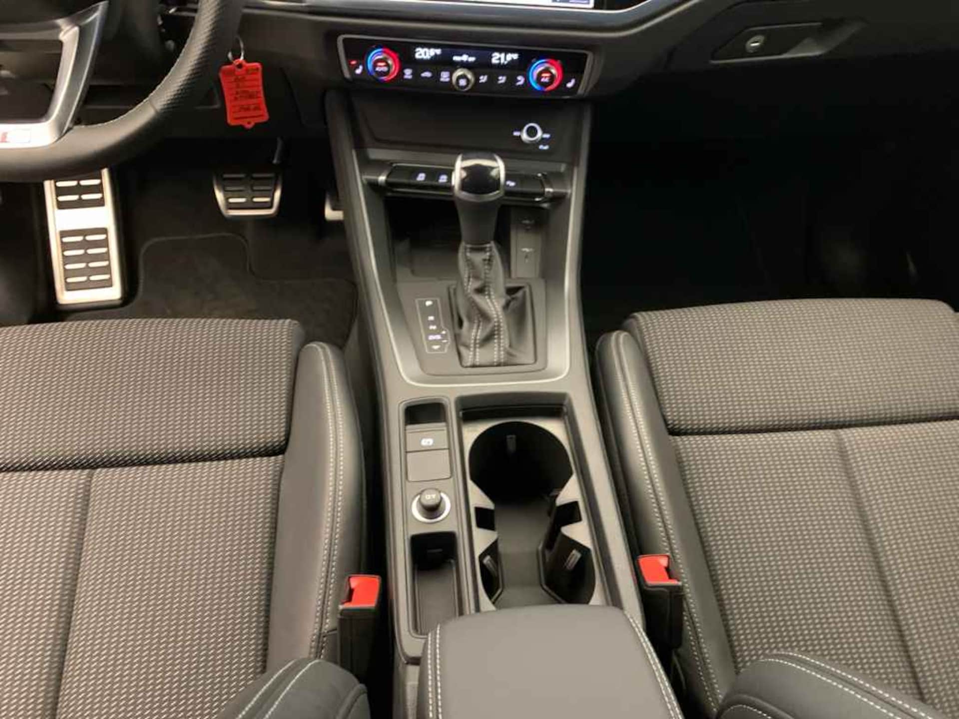 Audi Q3 SUV S line