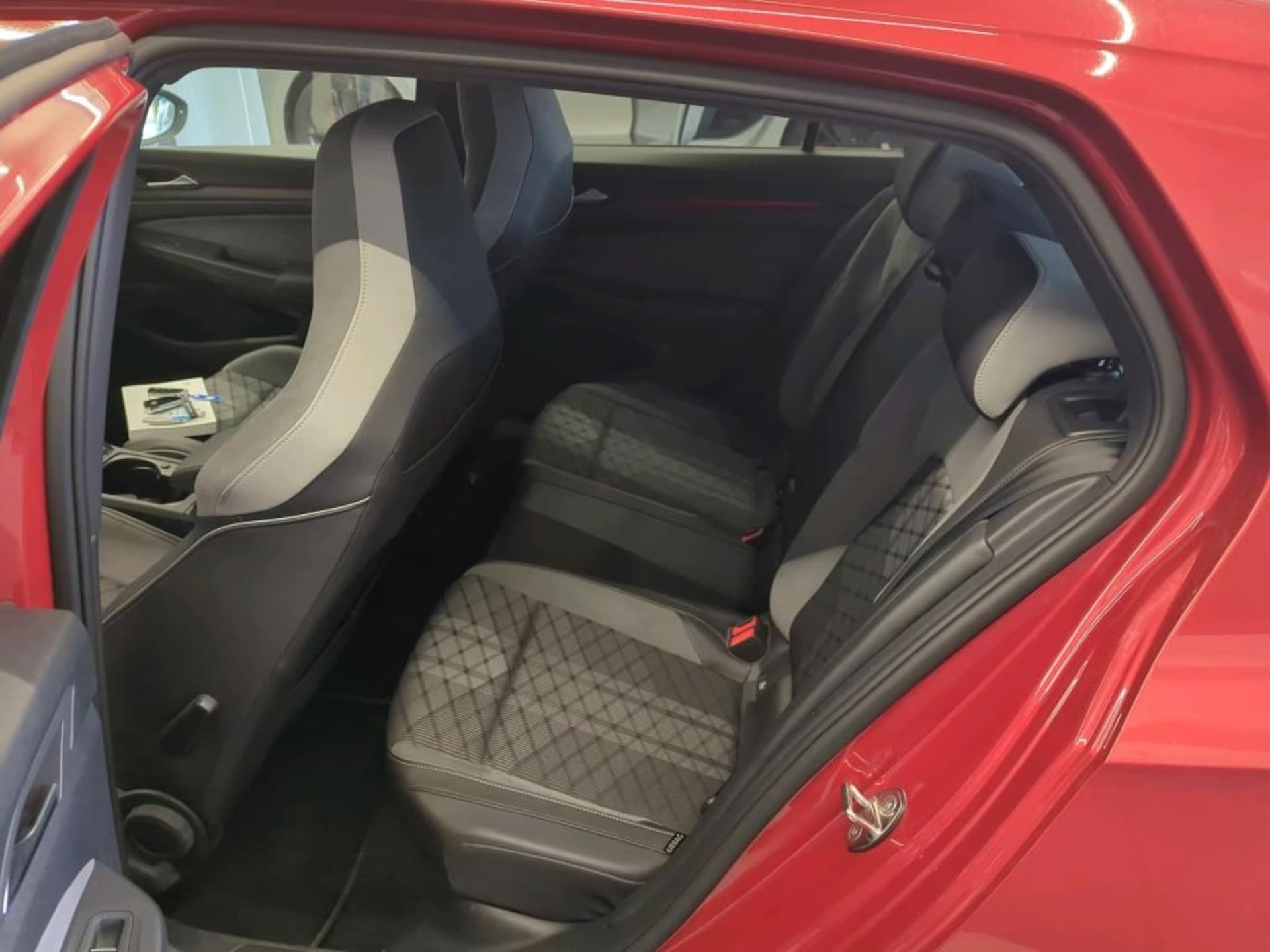 Volkswagen Golf R-Line