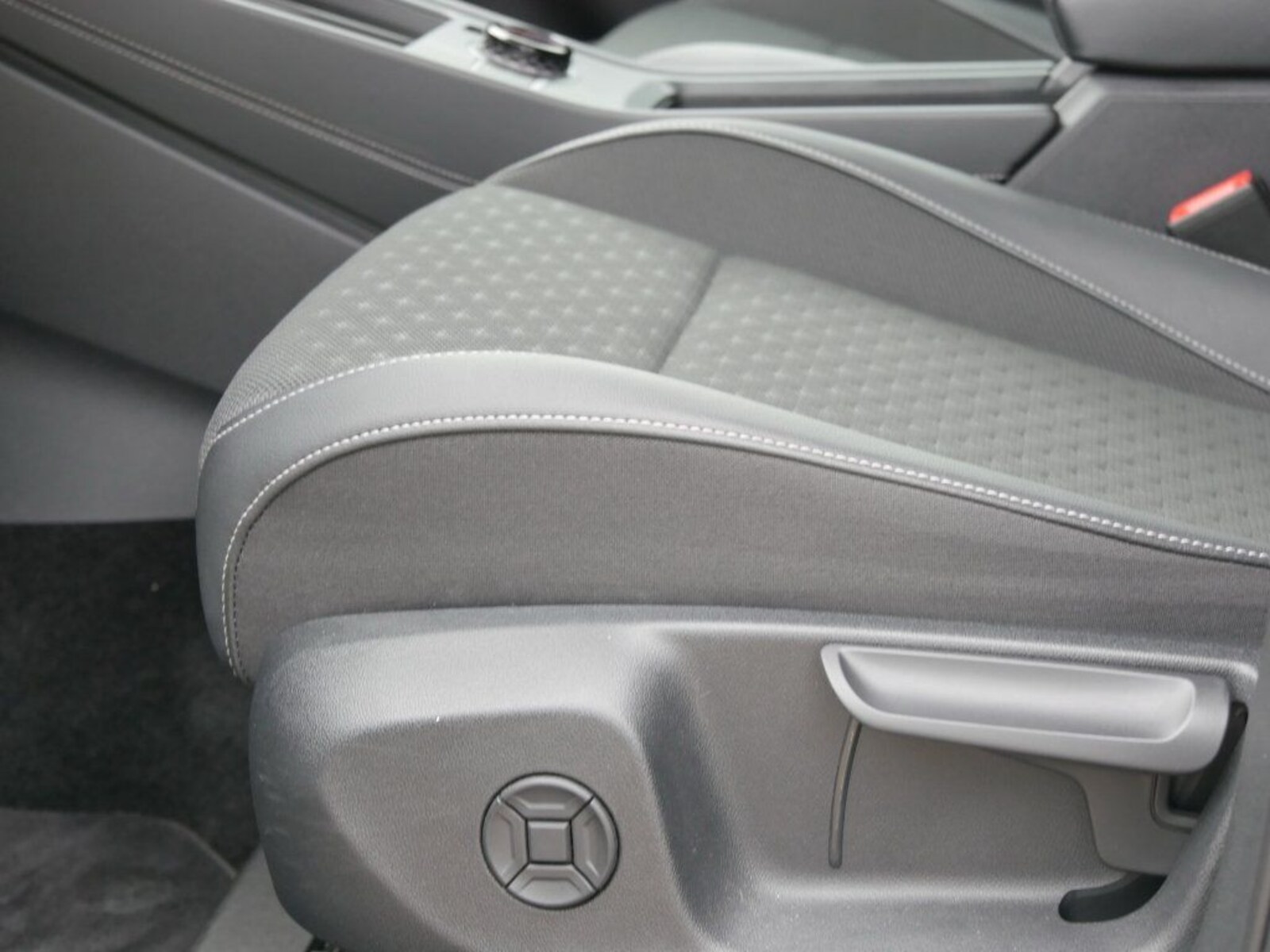 Volkswagen T-Roc – Bild 12