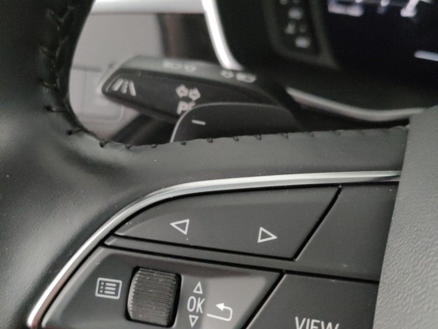 Immagine di Audi Q3 Business Advanced 40 TDI quattro 140 kW (190 PS) S tronic - Vista: for more details contact your dealer