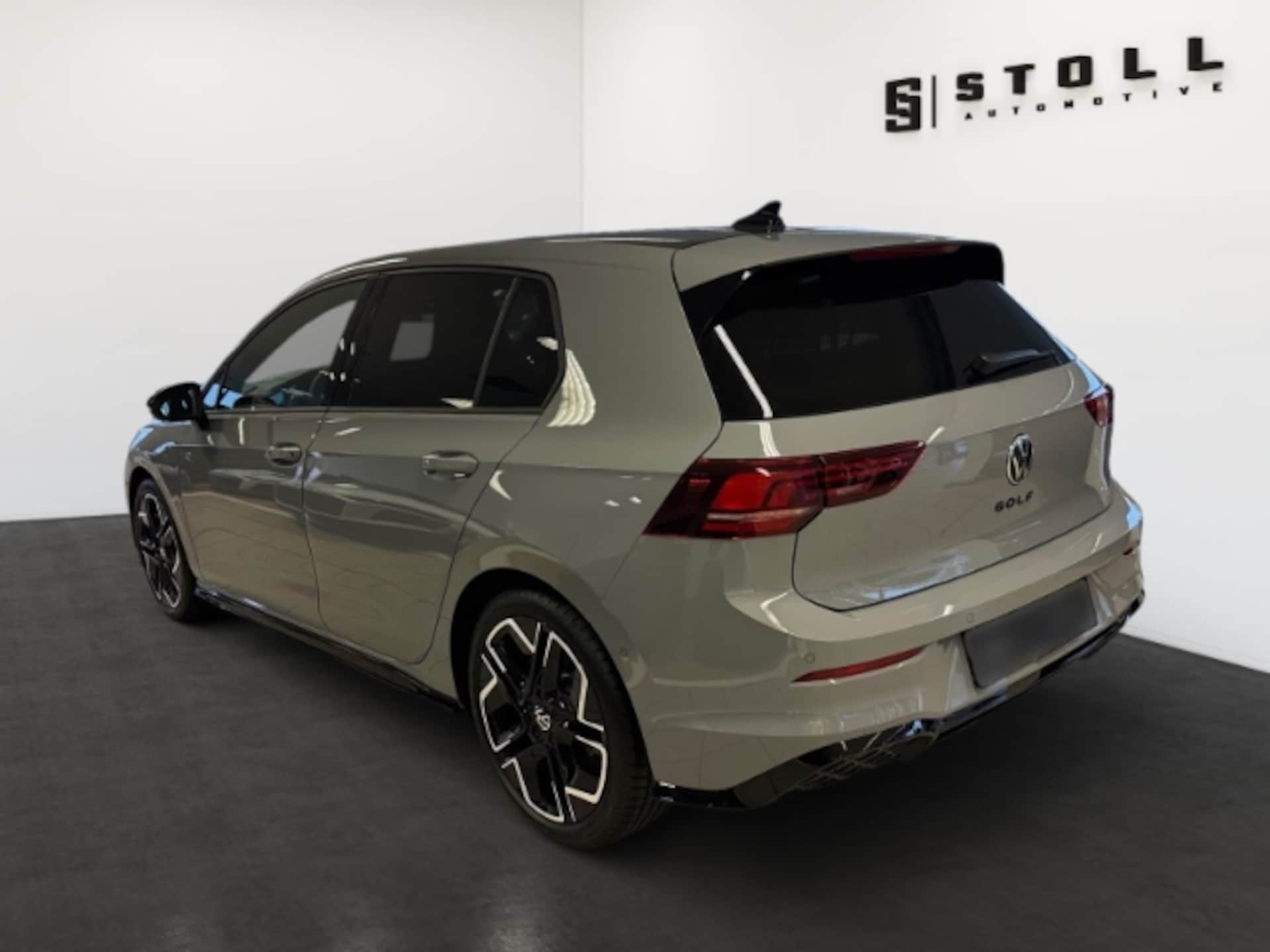 Volkswagen Golf R-Line