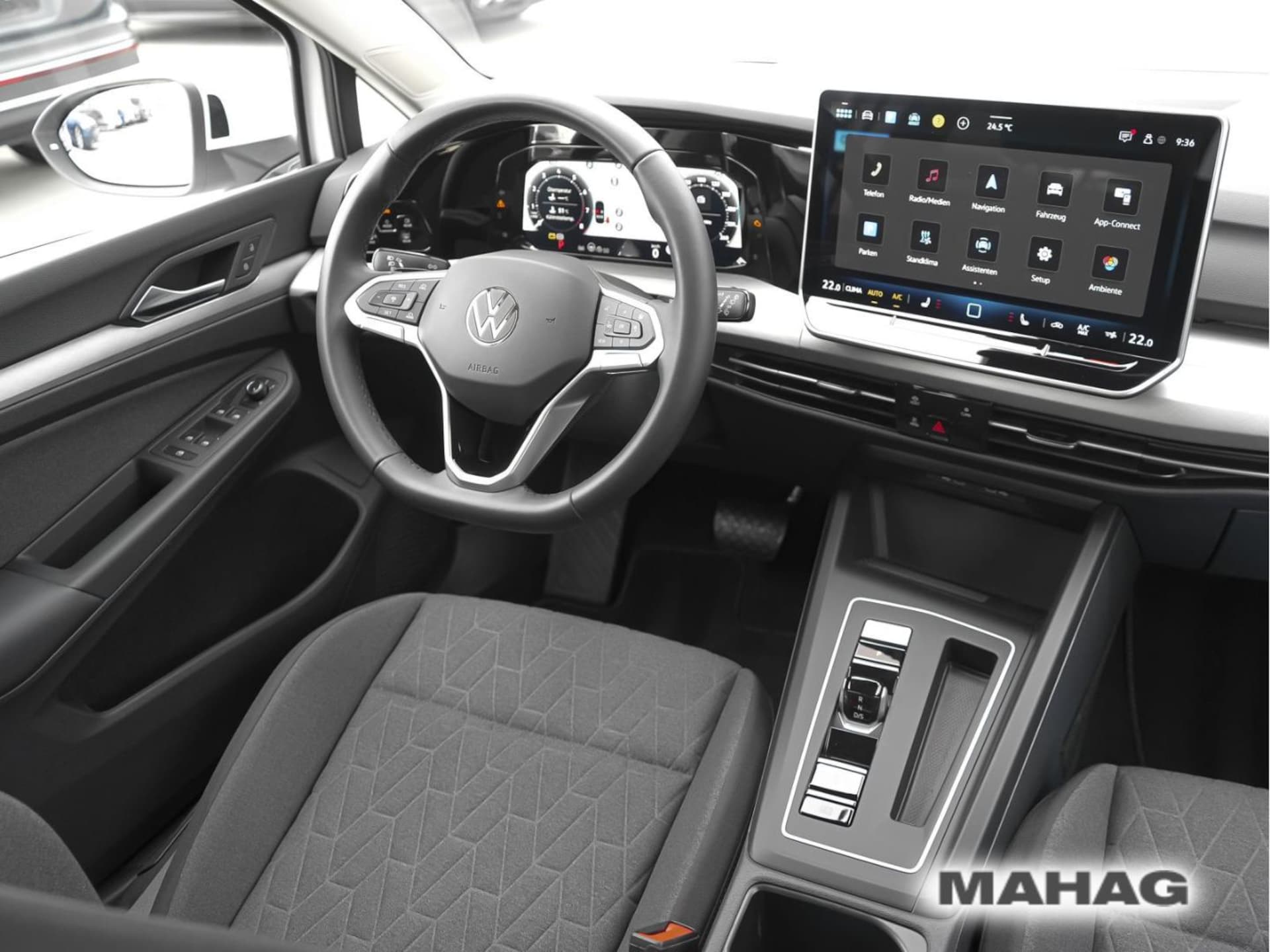 Volkswagen Golf Variant Life