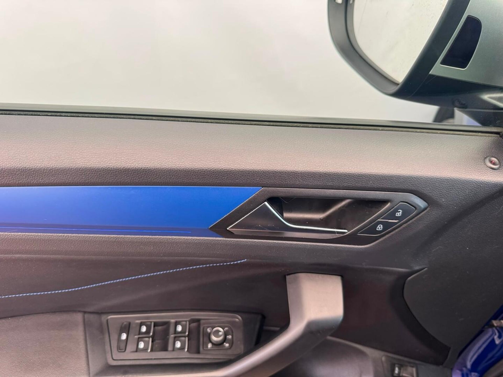 Volkswagen T-Roc R