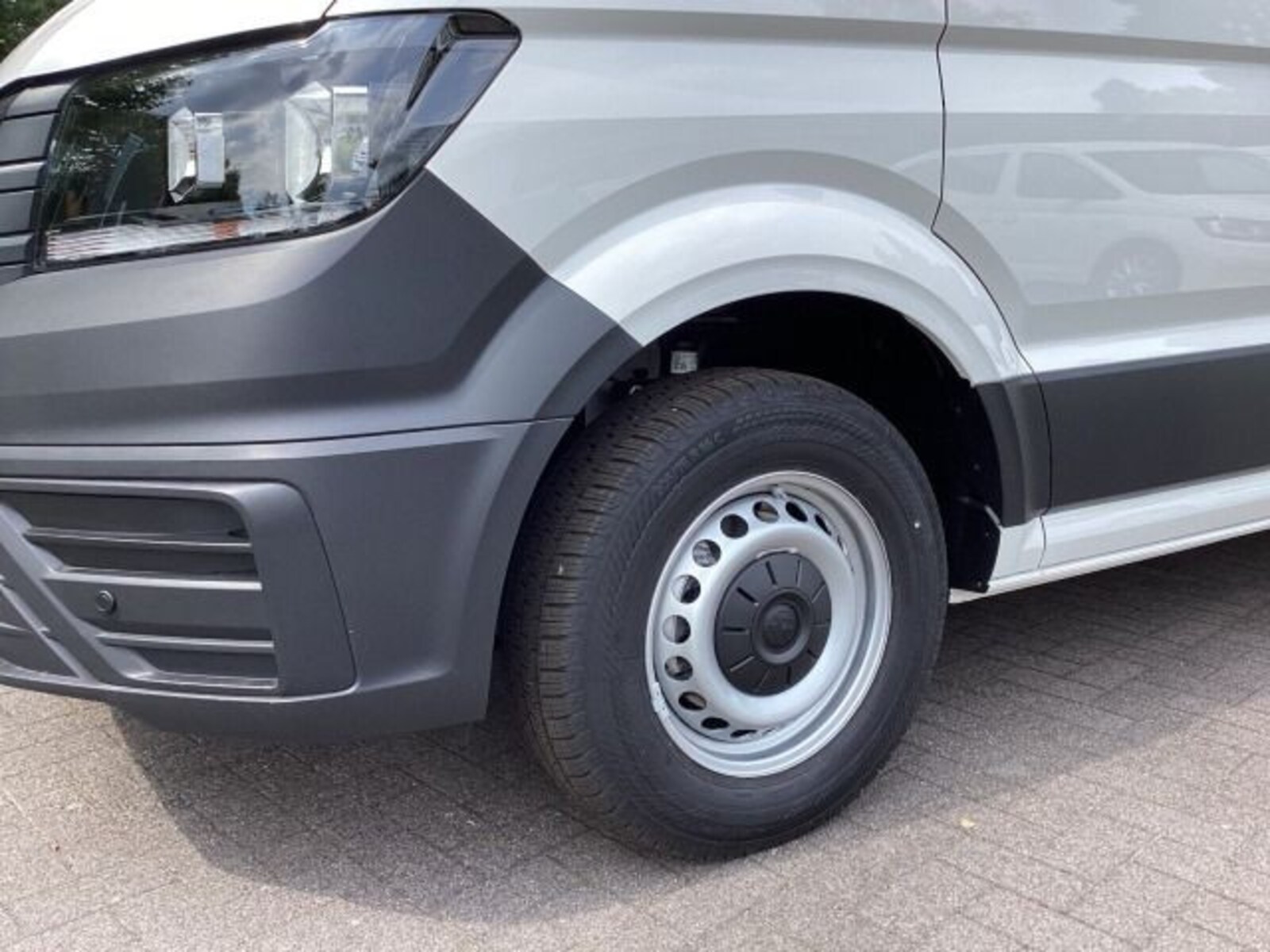 Volkswagen Crafter Kasten mittlerer Radstand – Bild 13