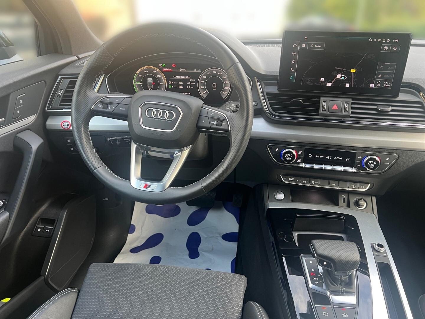 Bild über Audi Q5 TFSI e S line 50 TFSI e quattro S tronic - für weitere Informationen kontaktieren Sie den Audi Partner