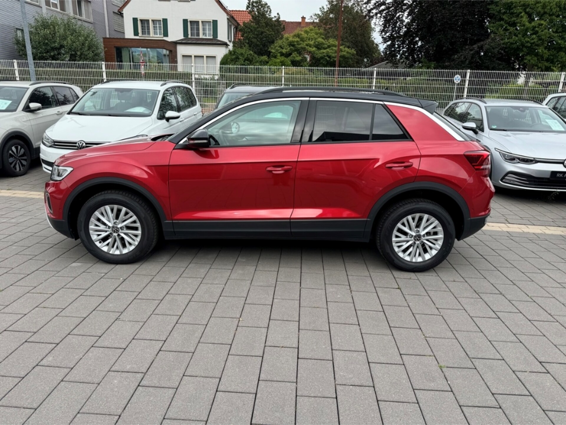 Volkswagen T-Roc Life
