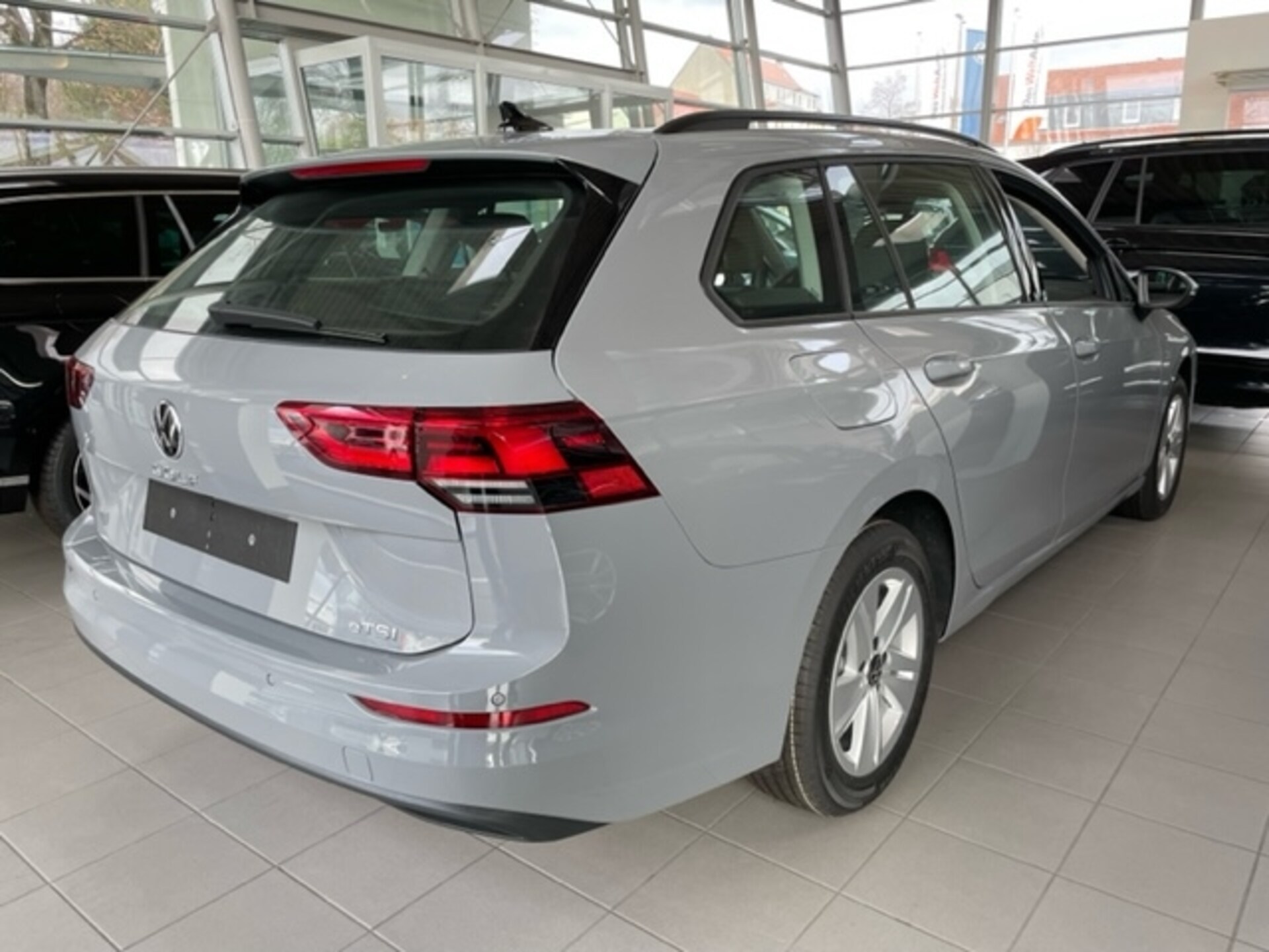 Volkswagen Golf Variant Life