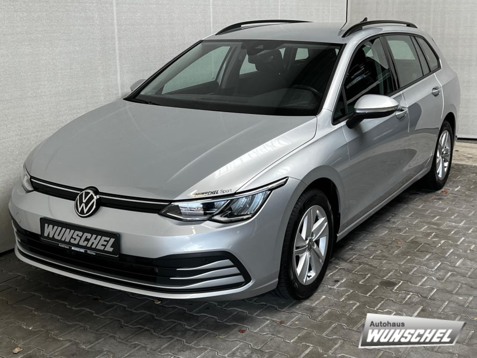Volkswagen Golf Variant Life