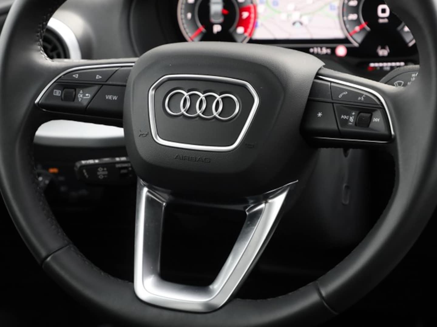 Bild über Audi Q2 S line 35 TFSI S tronic - für weitere Informationen kontaktieren Sie den Audi Partner