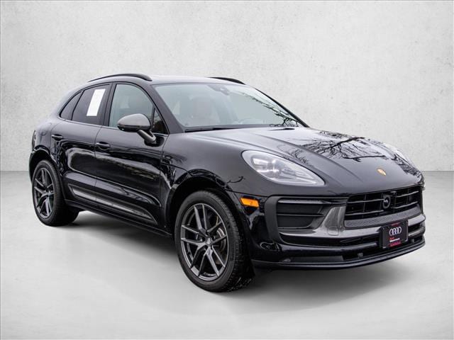 2026 PORSCHE MACAN - Image 3