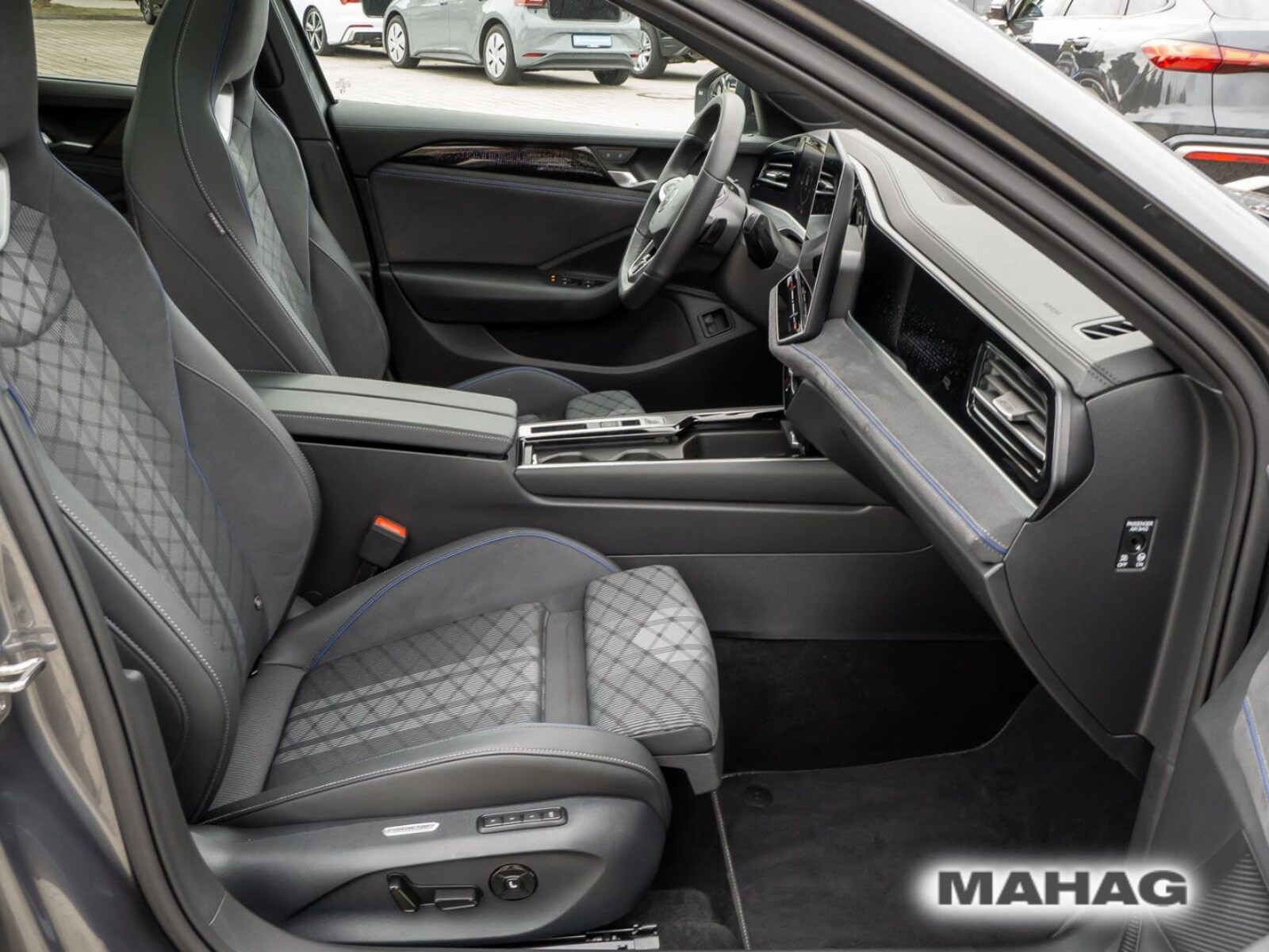 Volkswagen Passat – Bild 13