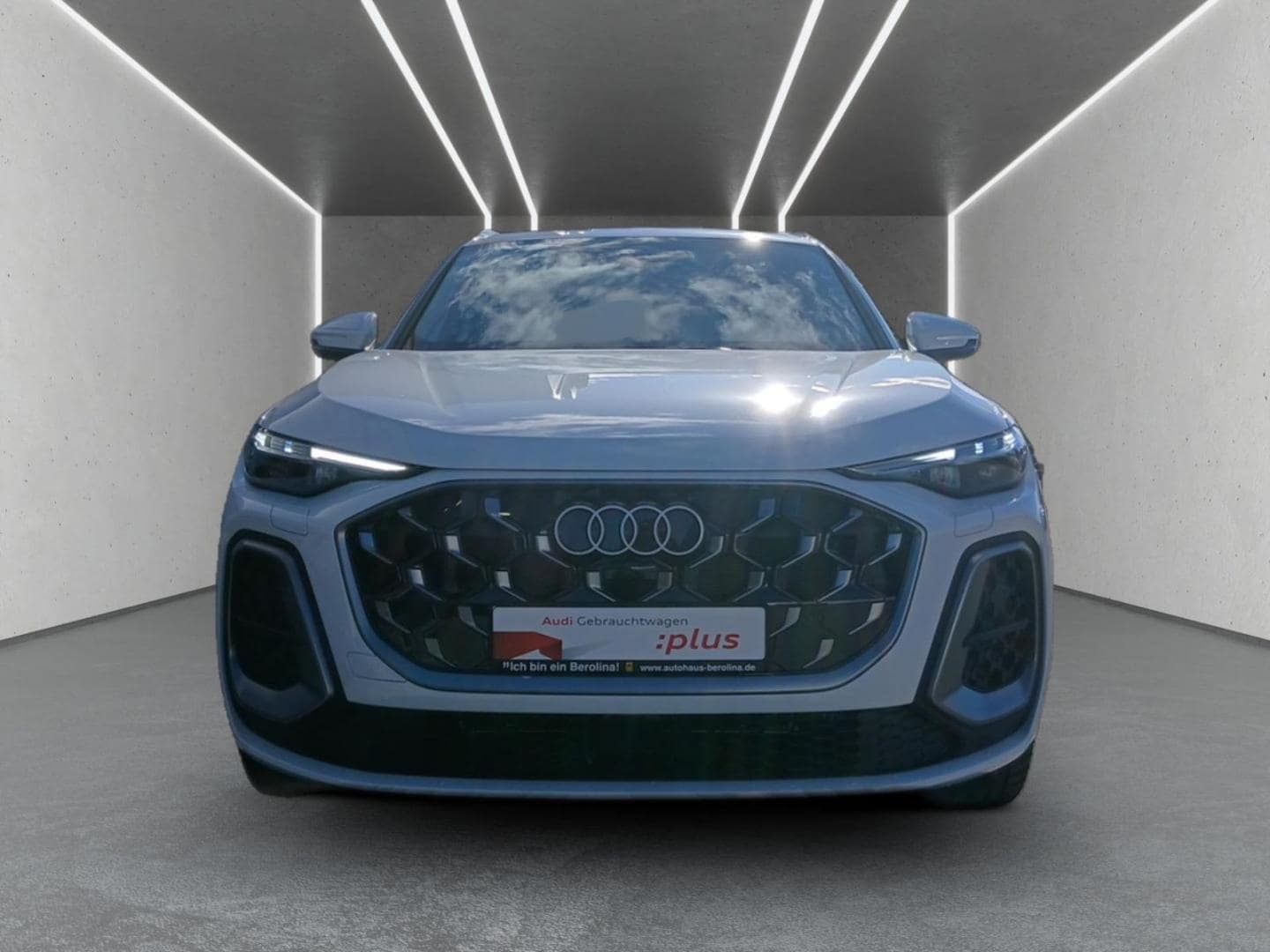 Bild über Audi Q5 SUV TDI quattro 150 kW S tronic - für weitere Informationen kontaktieren Sie den Audi Partner