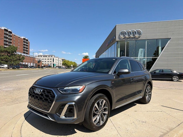 Photo of 2023 Audi Q5 