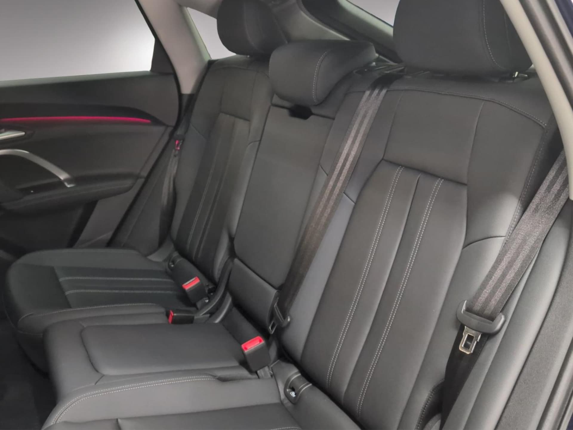 Audi Q5 Sportback edition one