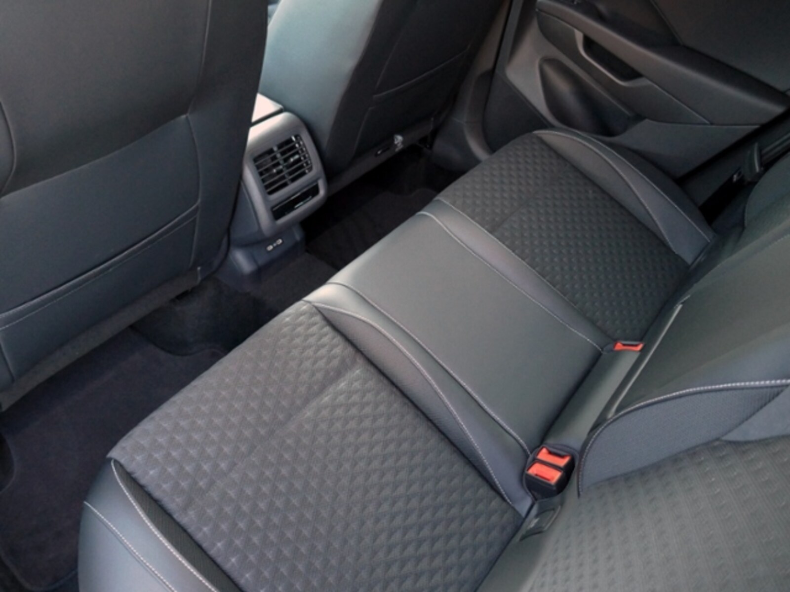 Volkswagen T-Roc – Bild 10