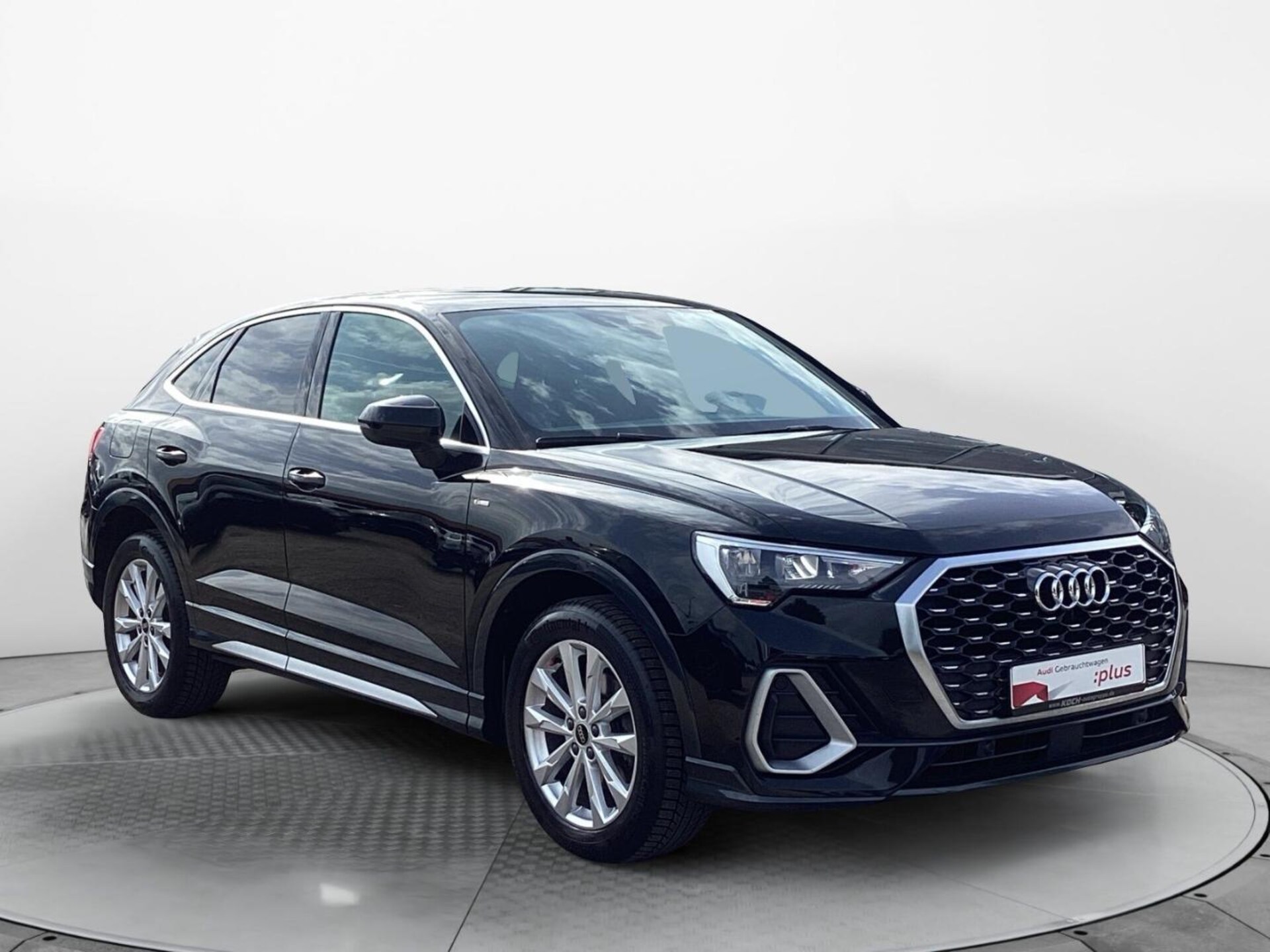 Audi Q3 Sportback S line