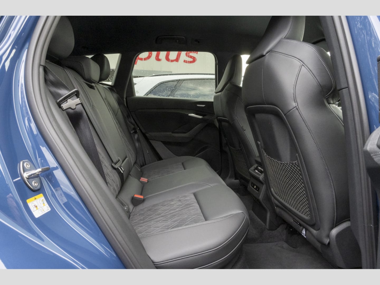 Bild über Audi Q6 SUV e-tron S line business e-tron performance 225 kW - für weitere Informationen kontaktieren Sie den Audi Partner