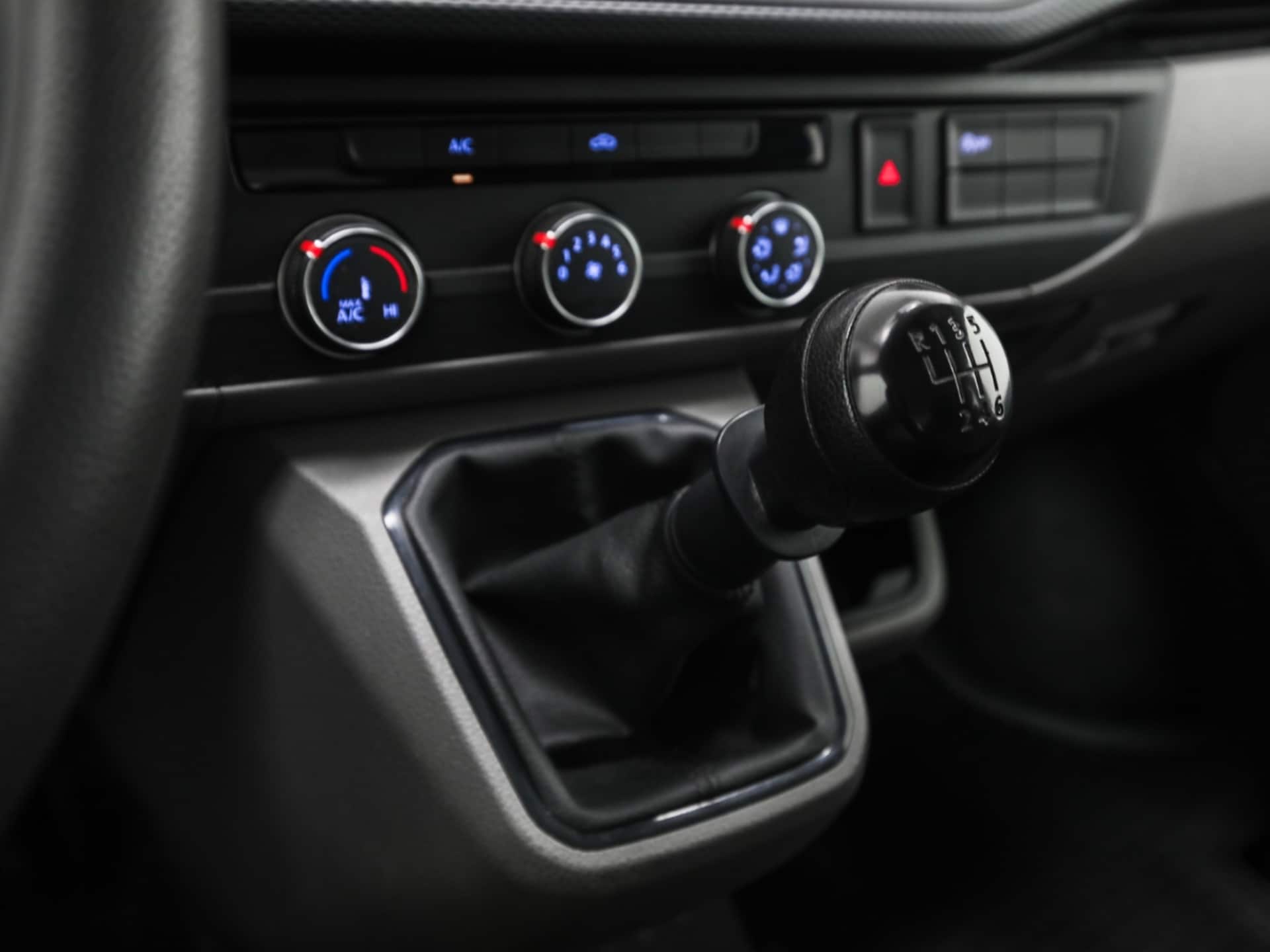 Volkswagen T6.1 Transporter Pritschenwagen Doppelkabine