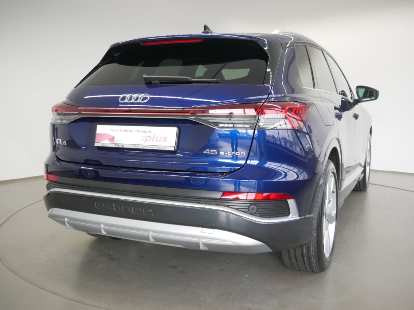Bild über Audi Q4 e-tron 45 e-tron - für weitere Informationen kontaktieren Sie den Audi Partner