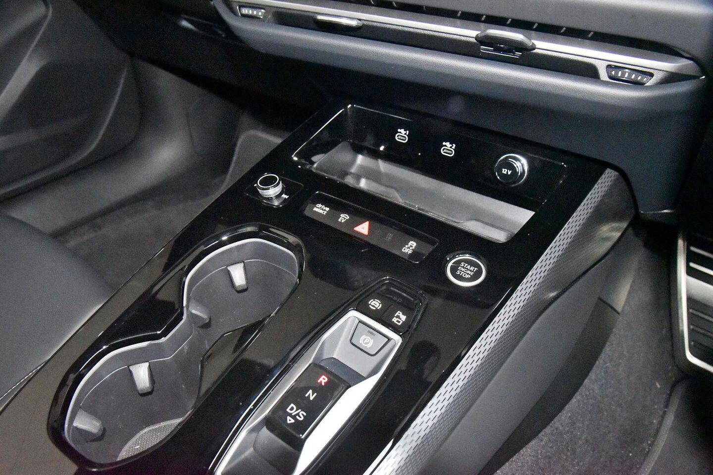 Image about Audi A5 Sedan TFSI e e-hybrid quattro 270 kW S tronic
