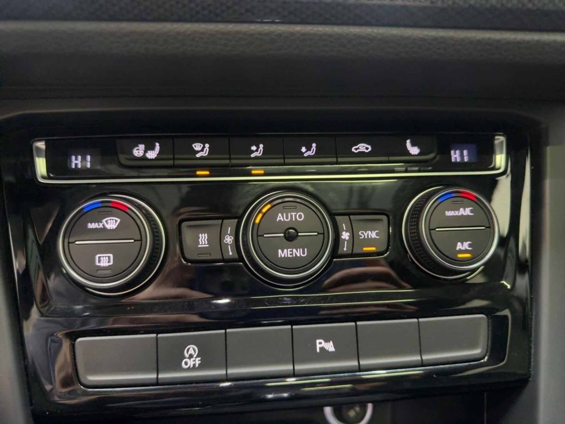 Volkswagen Touran United