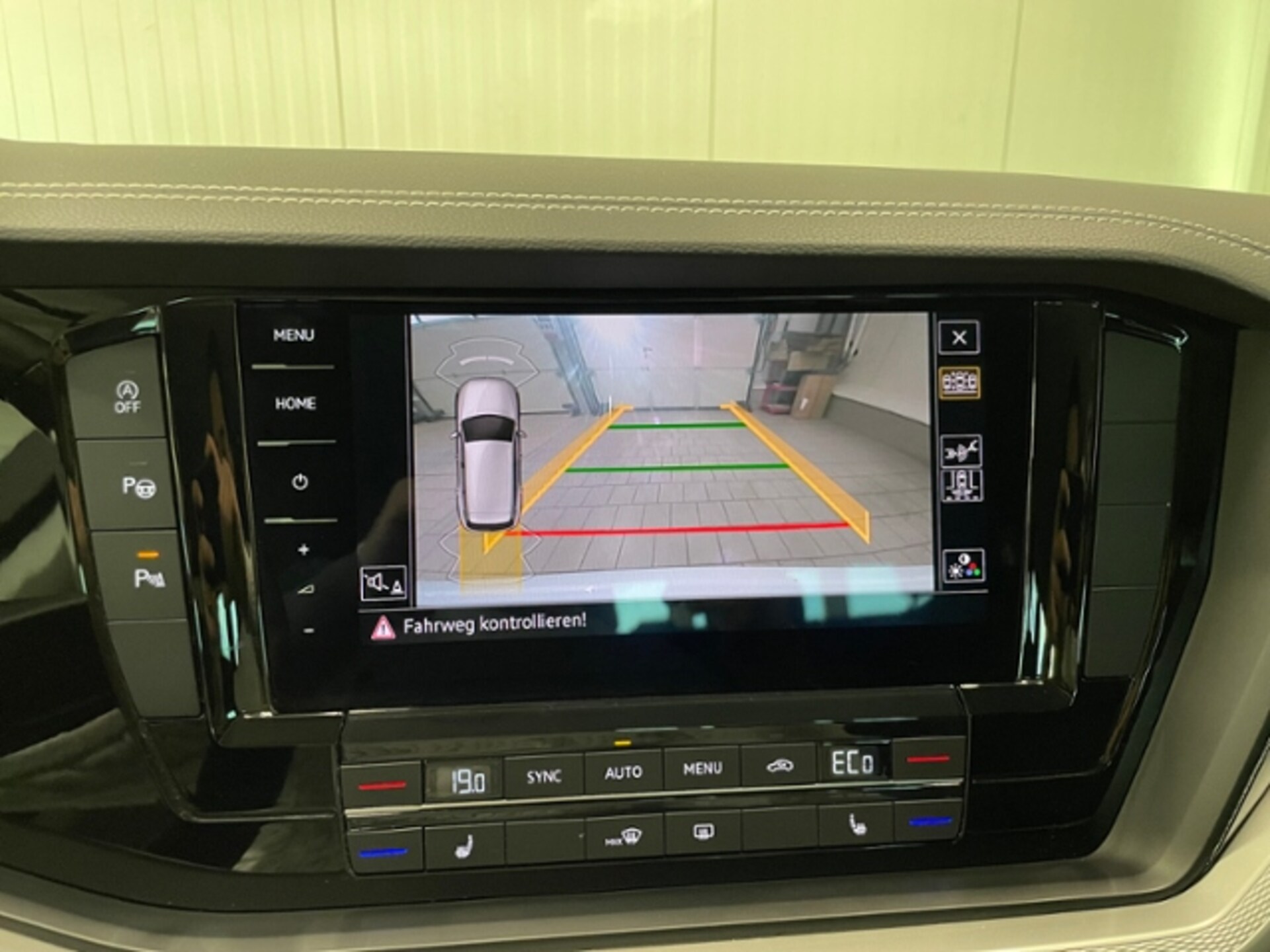 Volkswagen Touareg Basis-Modell