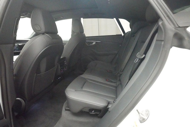 2027 Audi Q8 Premium Plus - Photo 16